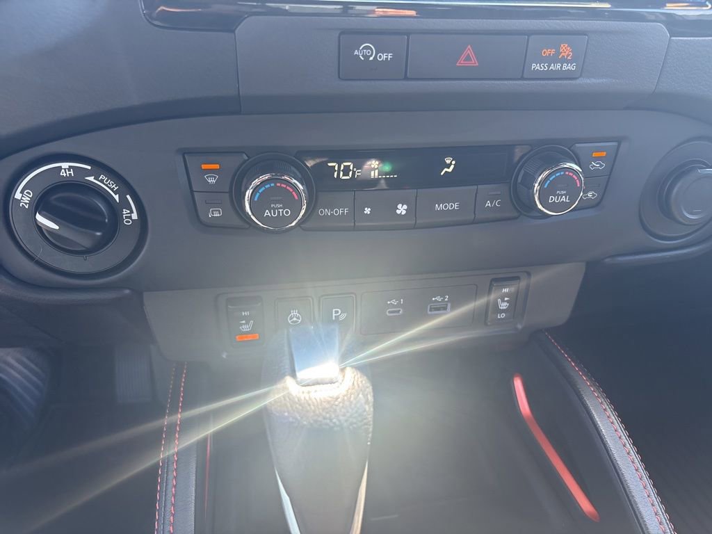 Used 2023 Nissan Frontier PRO-4X w/ Pro Convenience Package AWD/4WD image 15