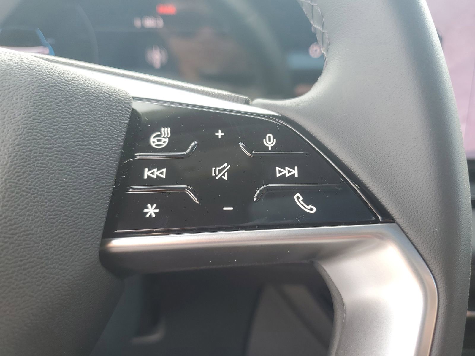 New 2025 Audi Q6 e-tron Premium Plus AWD/4WD image 31