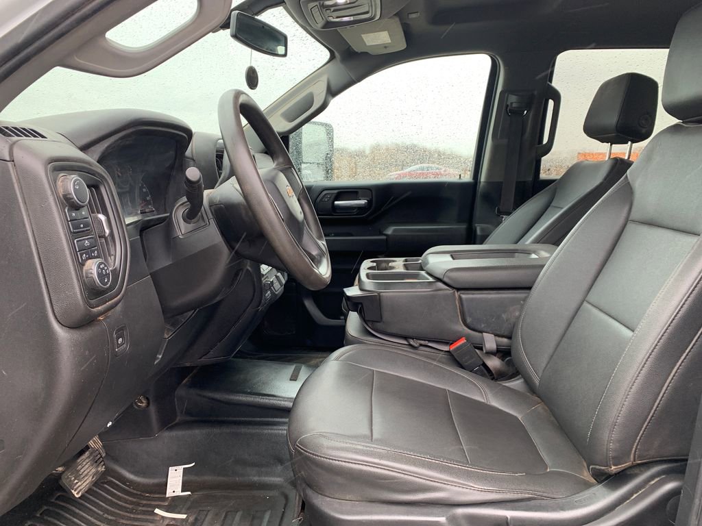 Used 2023 Chevrolet Silverado 2500 W/T w/ WT Convenience Package image 4