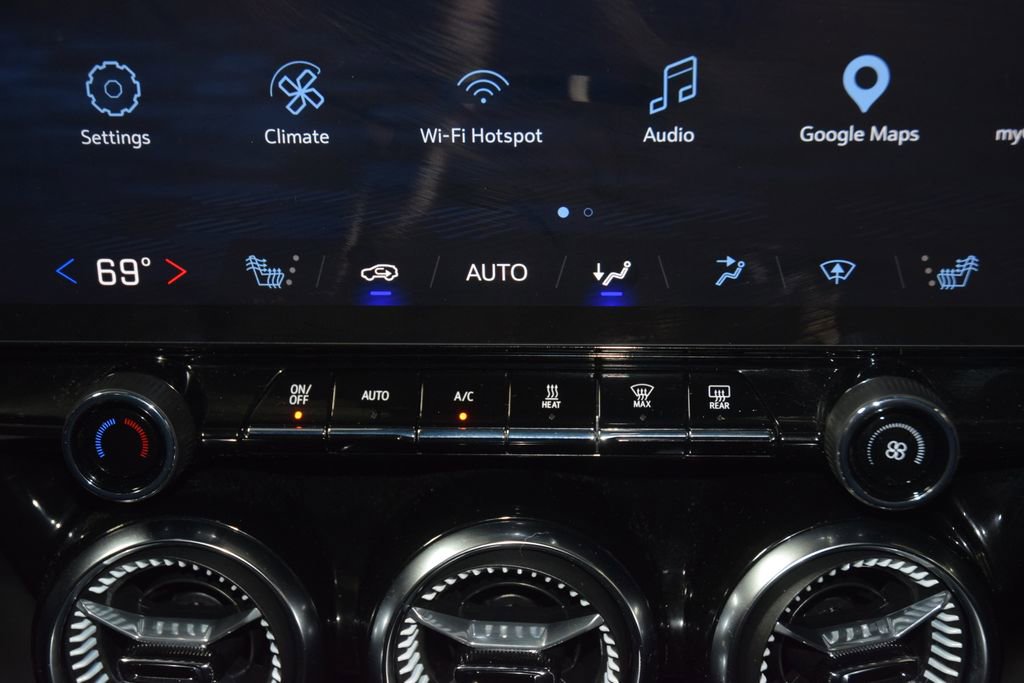 Used 2024 Chevrolet Blazer EV LT image 30