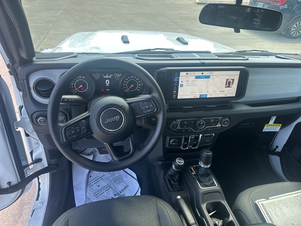 New 2025 Jeep Gladiator Sport image 12