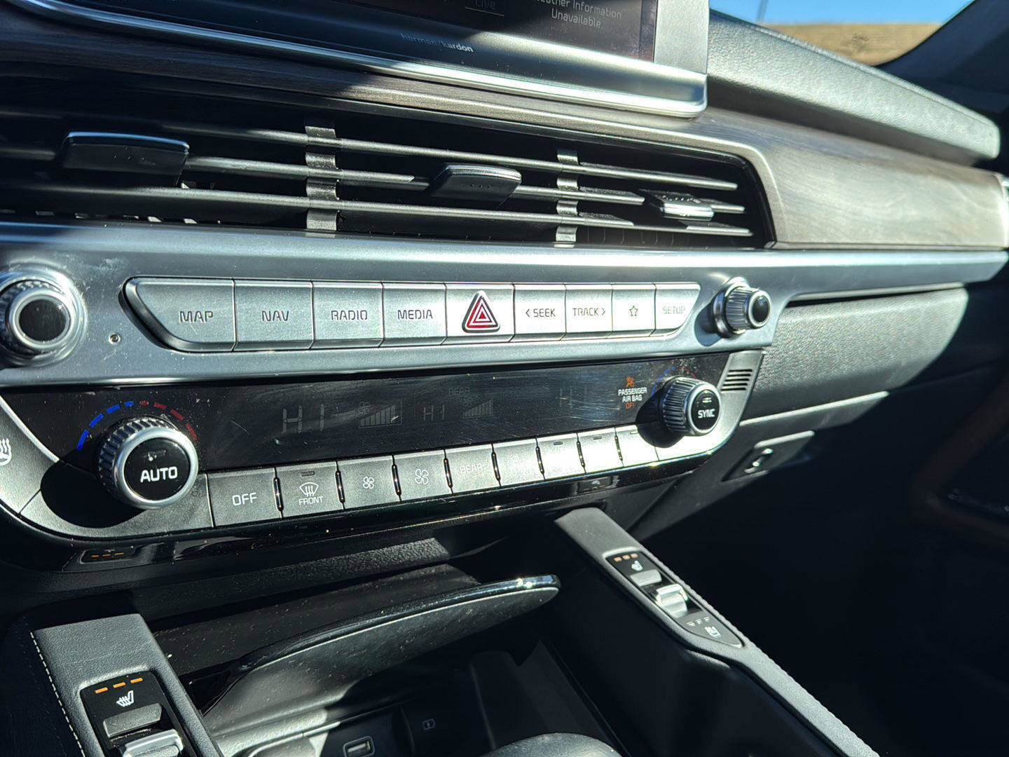 Used 2021 Kia Telluride SX w/ SX Prestige Package image 22