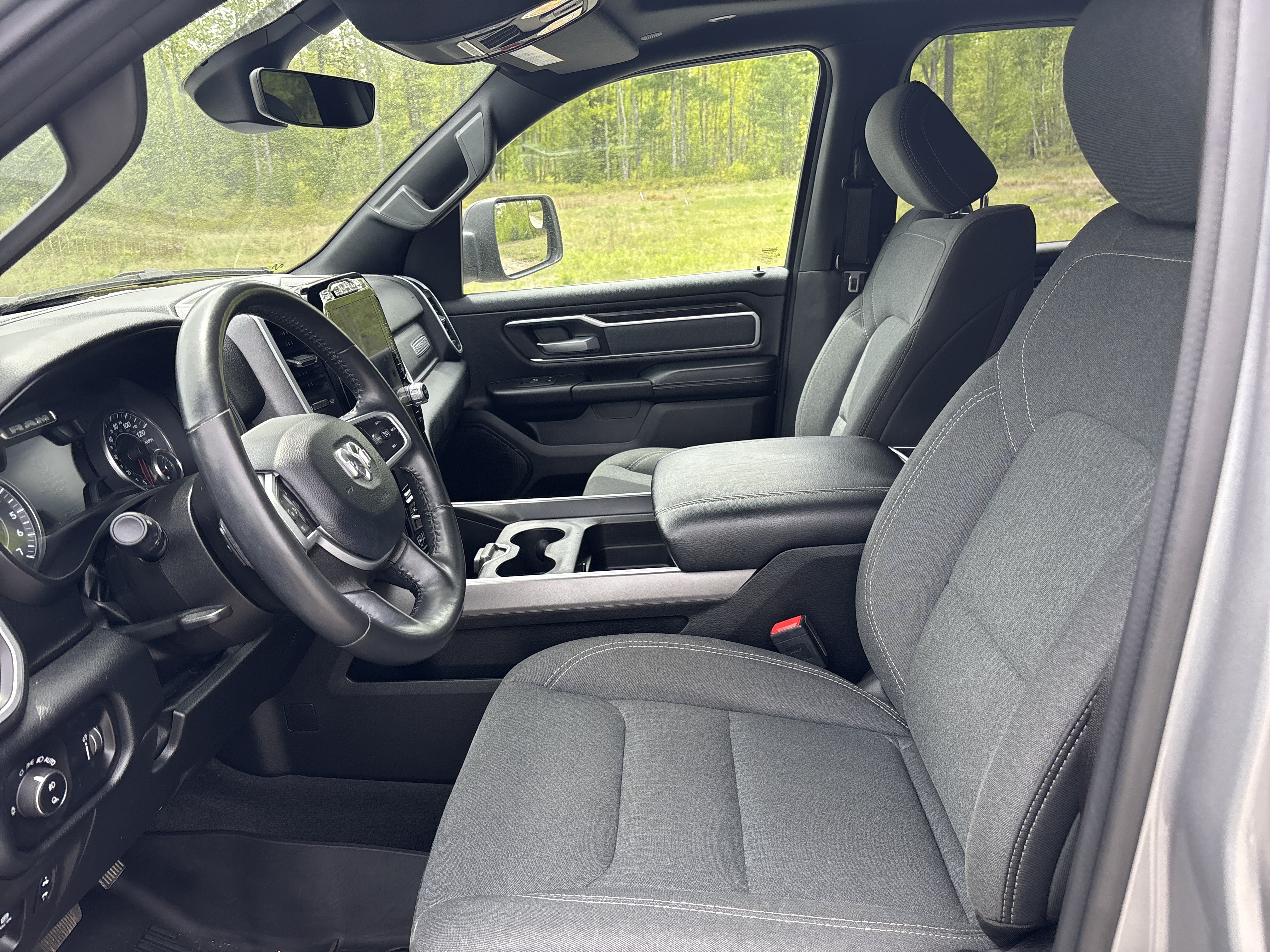 Used 2022 RAM 1500 Big Horn AWD/4WD image 14