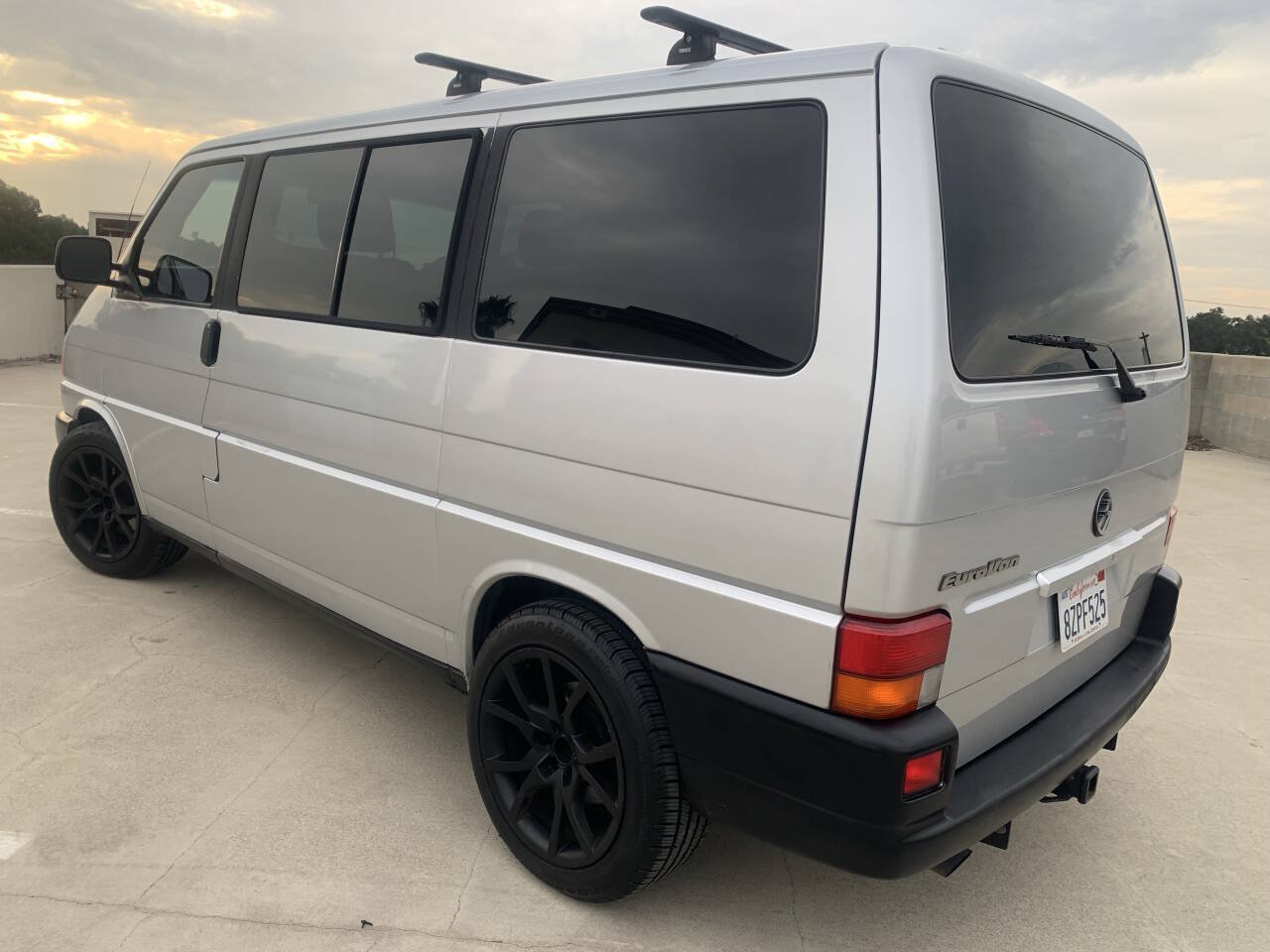 Used 2003 Volkswagen Eurovan MV FWD image 13