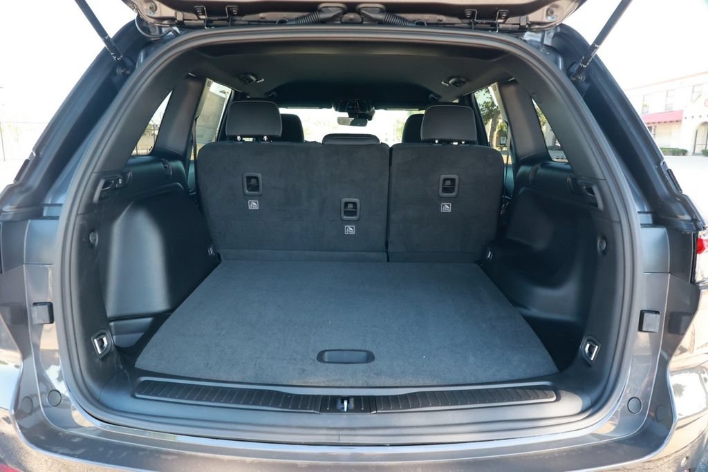 New 2026 Jeep Grand Cherokee Laredo RWD image 32