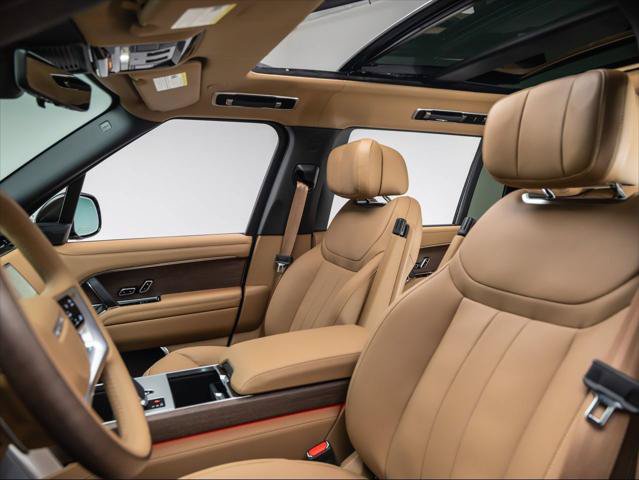 New 2026 Land Rover Range Rover Long Wheelbase Autobiography AWD/4WD image 13