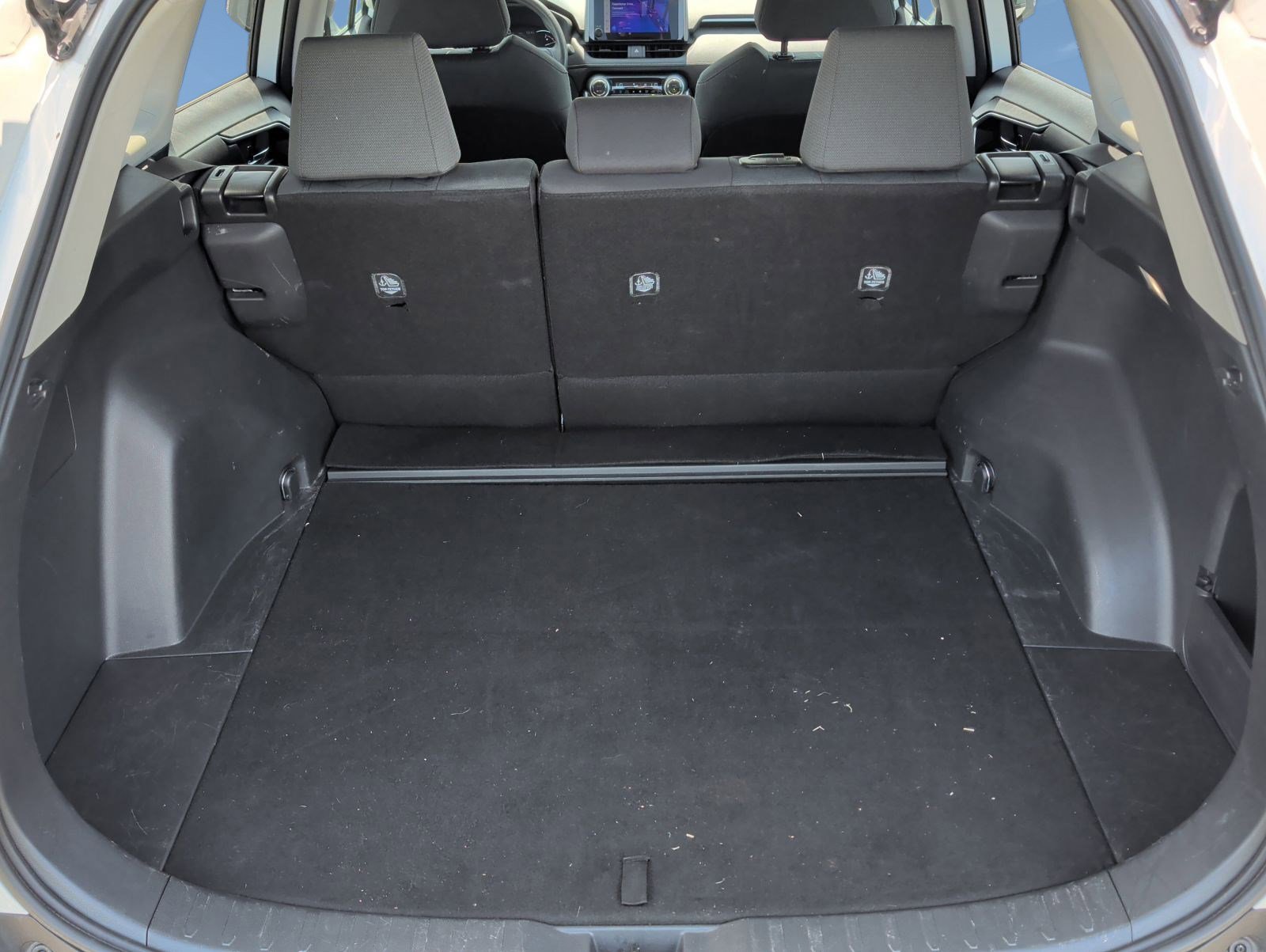 Used 2024 Toyota RAV4 XLE AWD/4WD image 27