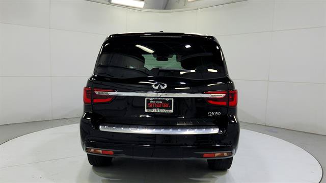 Used 2020 INFINITI QX80 Luxe w/ All-Season Package RWD image 7