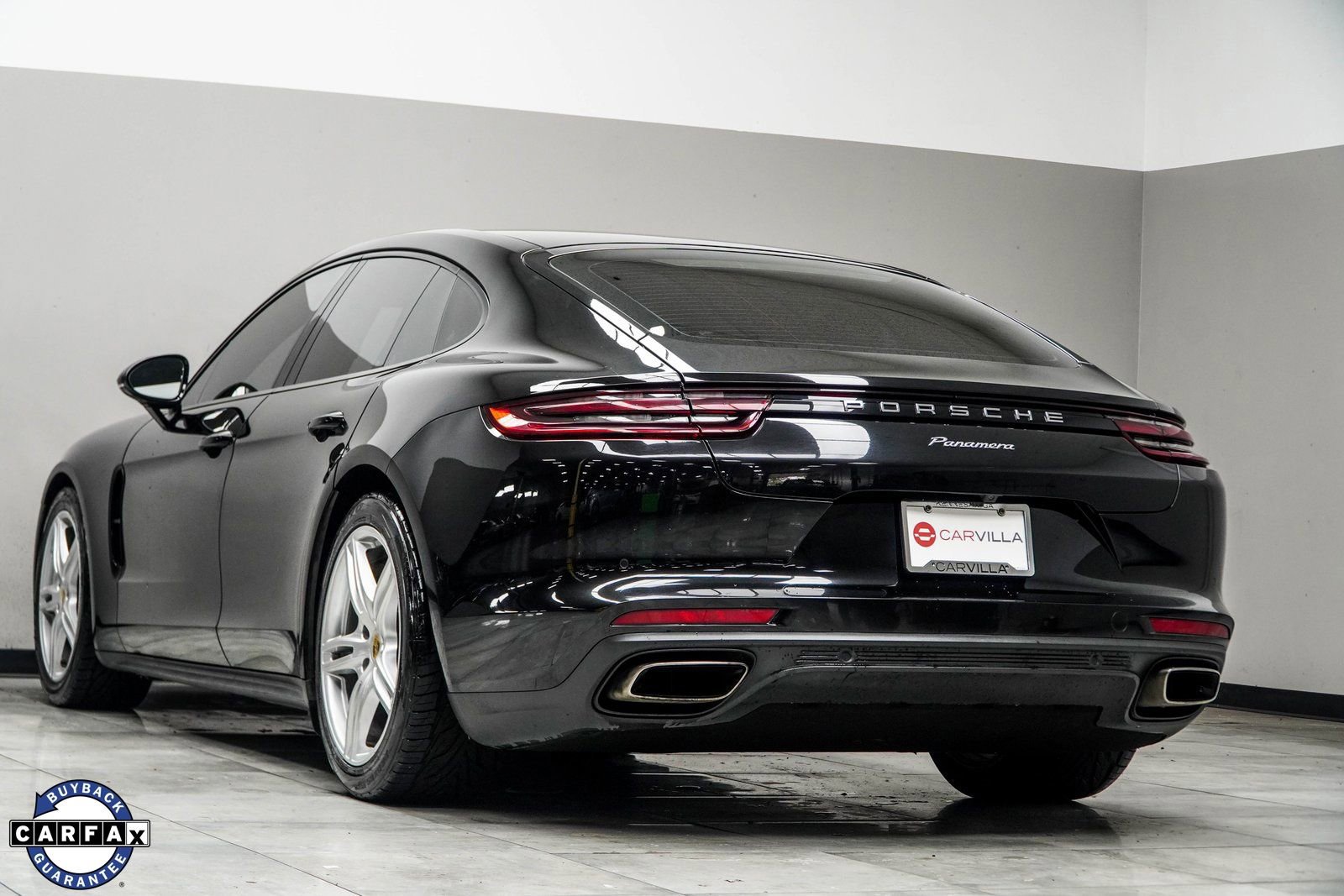 Used 2018 Porsche Panamera RWD image 11