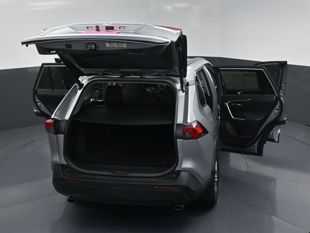 Used 2023 Toyota RAV4 XLE image 22