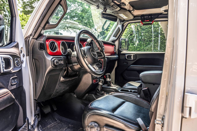 Used 2022 Jeep Gladiator Rubicon w/ LED Lighting Group AWD/4WD image 34