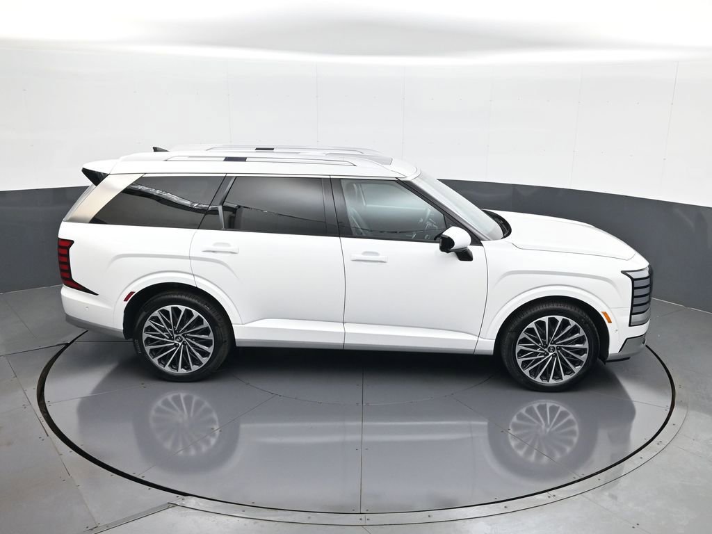 Used 2026 Hyundai Palisade Calligraphy image 17