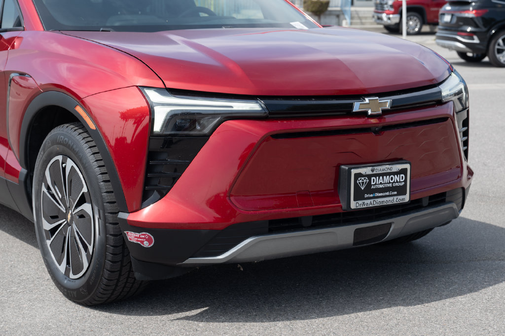 Used 2024 Chevrolet Blazer EV LT AWD/4WD image 9