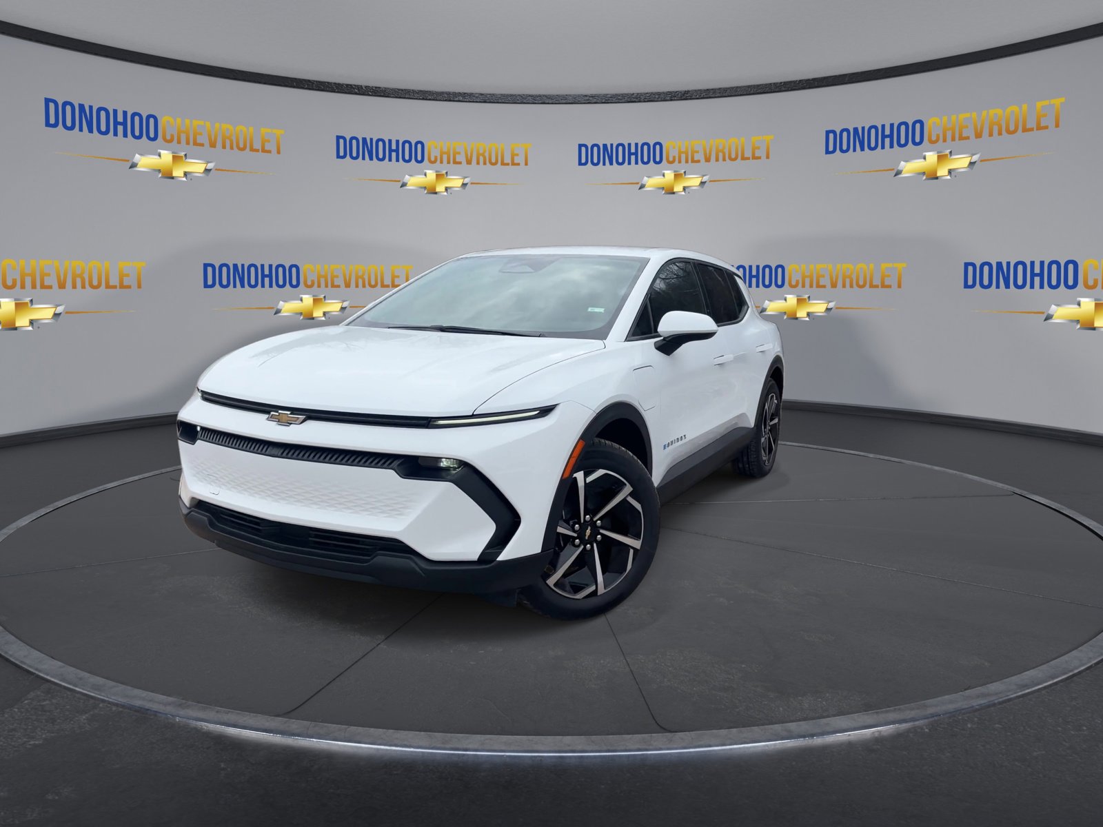 New 2026 Chevrolet Equinox EV LT image 12