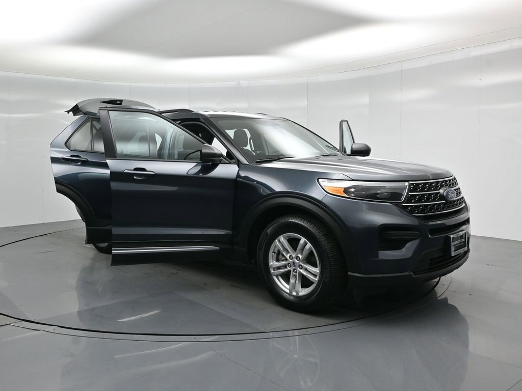 Certified 2022 Ford Explorer XLT image 34