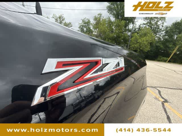 Certified 2019 Chevrolet Silverado 1500 Custom Trail Boss w/ Custom Convenience Package AWD/4WD image 28