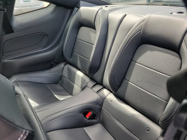 Used 2025 Ford Mustang Premium RWD image 7