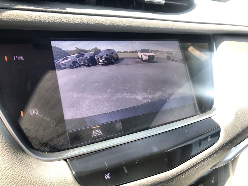 Used 2022 Cadillac XT5 Premium Luxury image 17