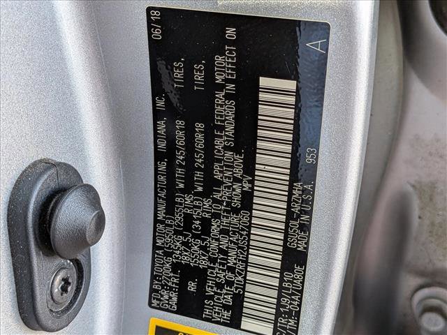 Used 2018 Toyota Highlander XLE image 18