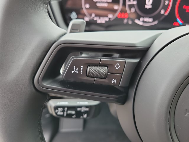 New 2026 Porsche Cayenne AWD/4WD image 31