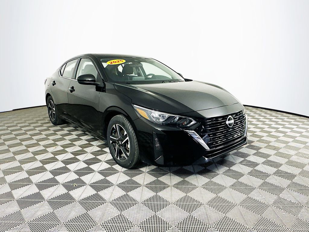 Used 2025 Nissan Sentra SV image 3