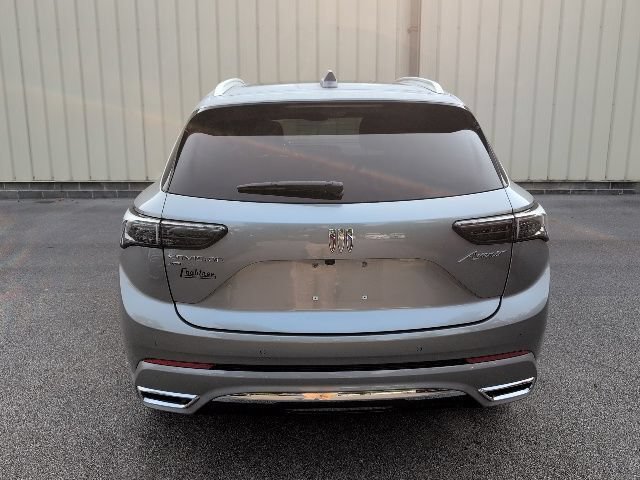 Used 2025 Buick Envision Avenir AWD/4WD image 7