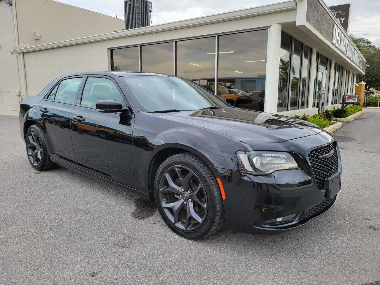 Used 2021 Chrysler 300 S video 1