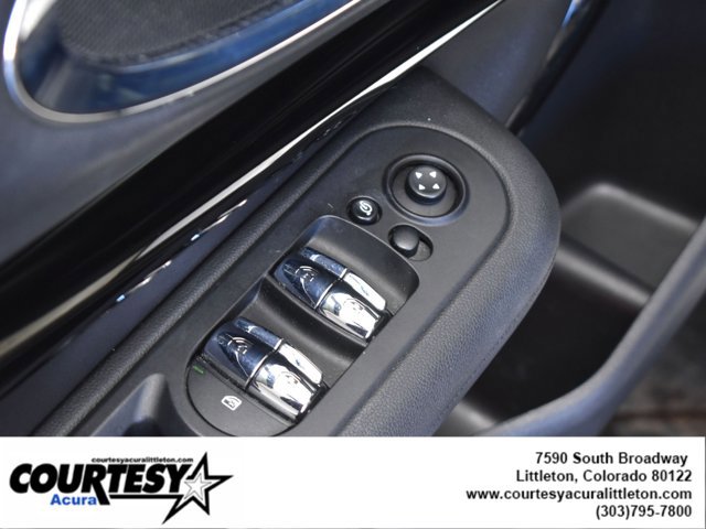 Used 2022 MINI Cooper Clubman S w/ Premium Package image 8