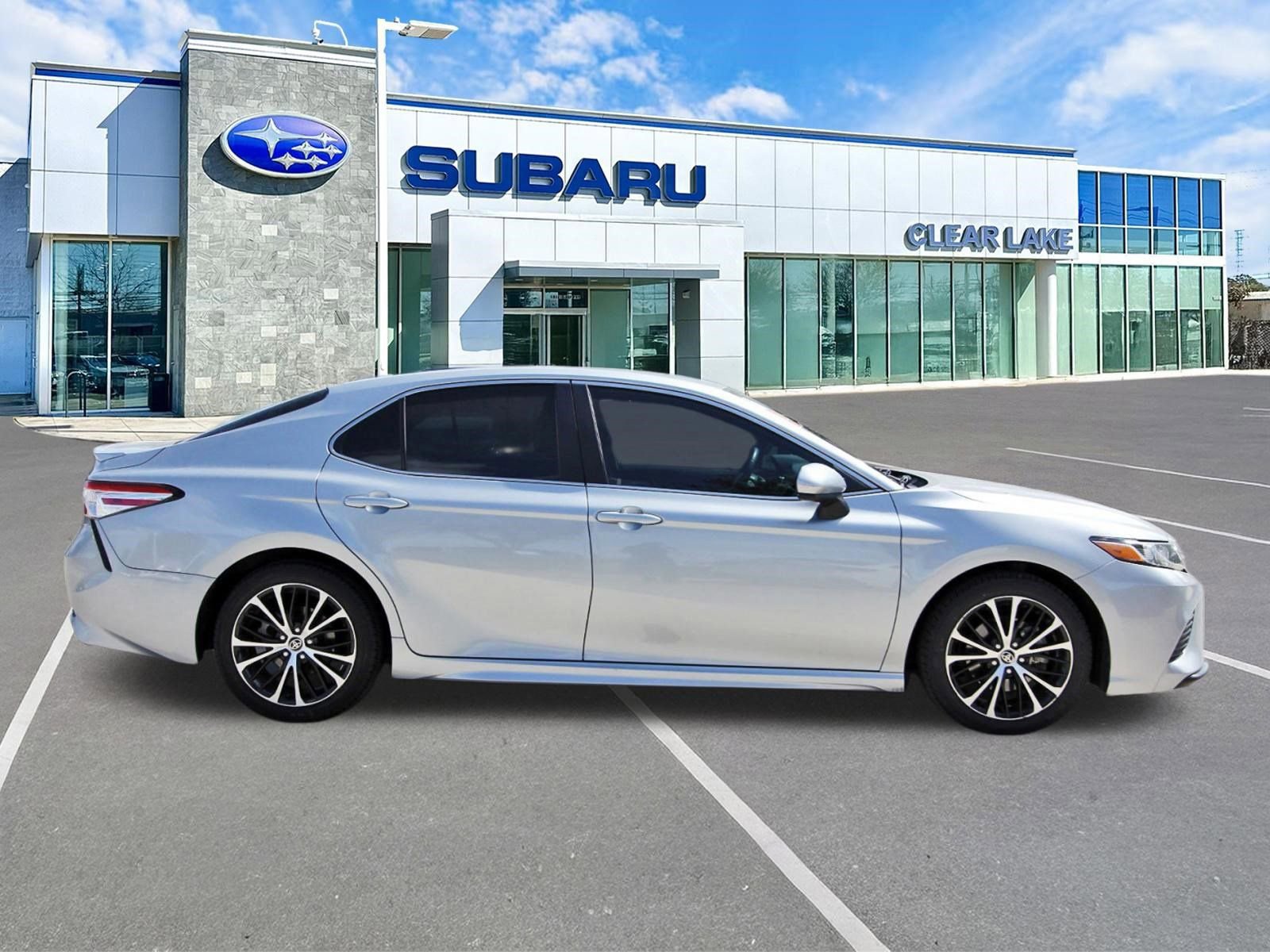 Used 2020 Toyota Camry SE image 7