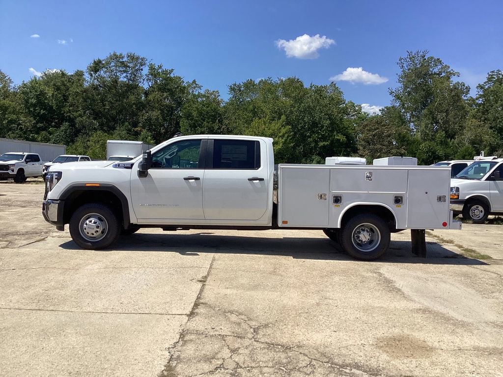 New 2025 GMC Sierra 3500 Pro w/ Convenience Package AWD/4WD image 8