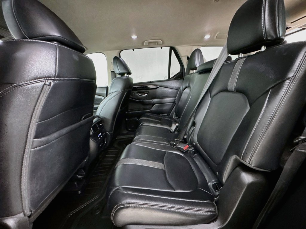 Certified 2025 Honda Pilot EX-L image 31