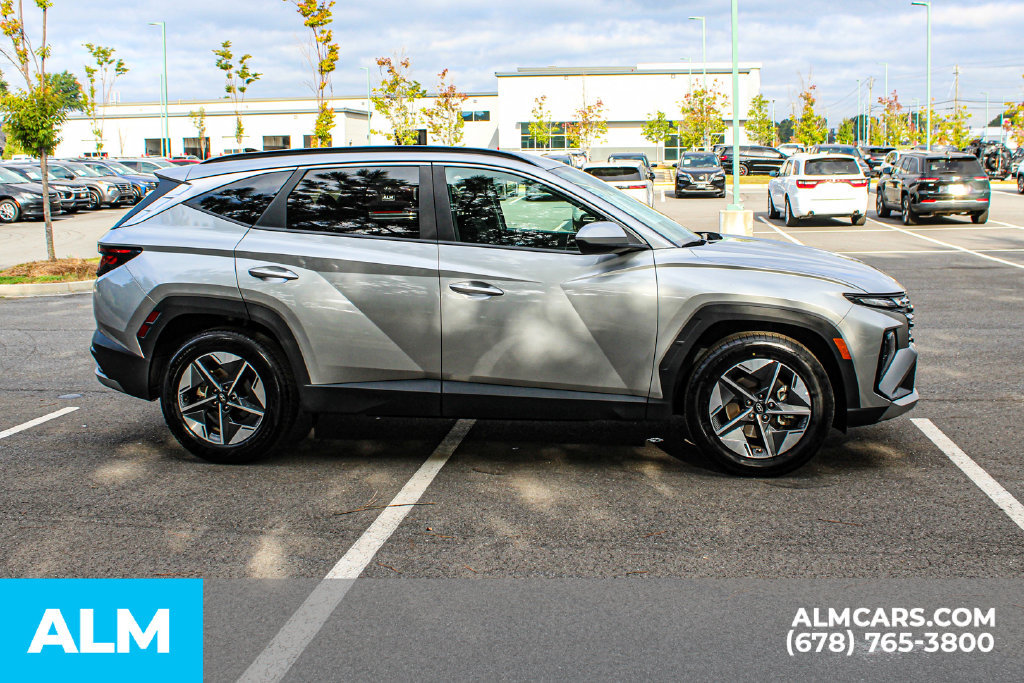 Used 2025 Hyundai Tucson SEL FWD image 8