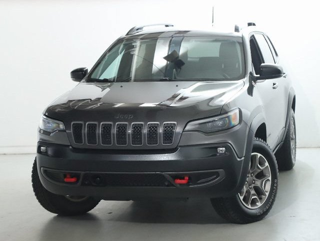 Used 2022 Jeep Cherokee Trailhawk w/ Comfort/Convenience Group AWD/4WD image 3