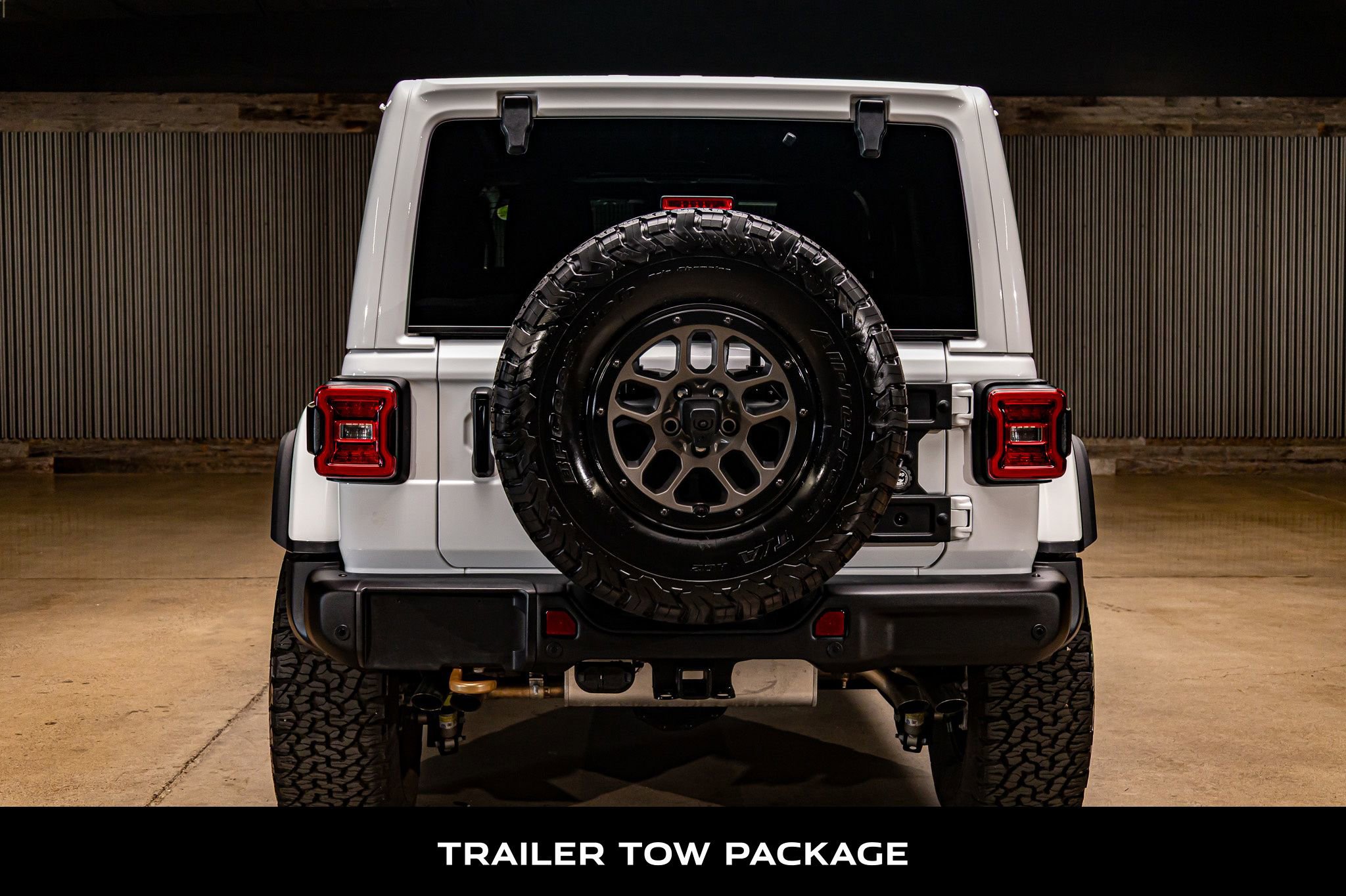 Used 2023 Jeep Wrangler Unlimited Rubicon 392 w/ Xtreme Recon 35" Tire Package image 7