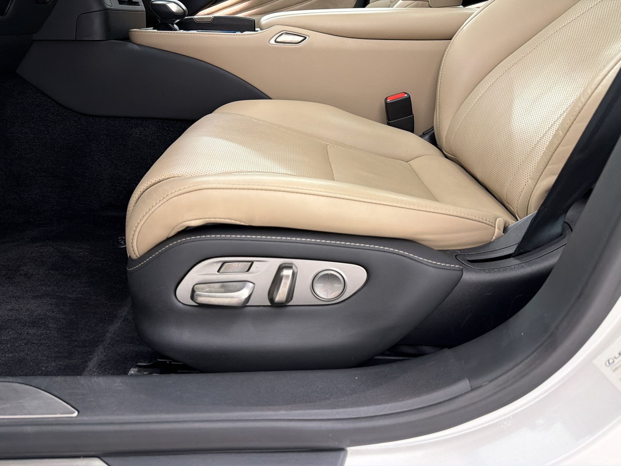 Certified 2021 Lexus LS 500 RWD image 15