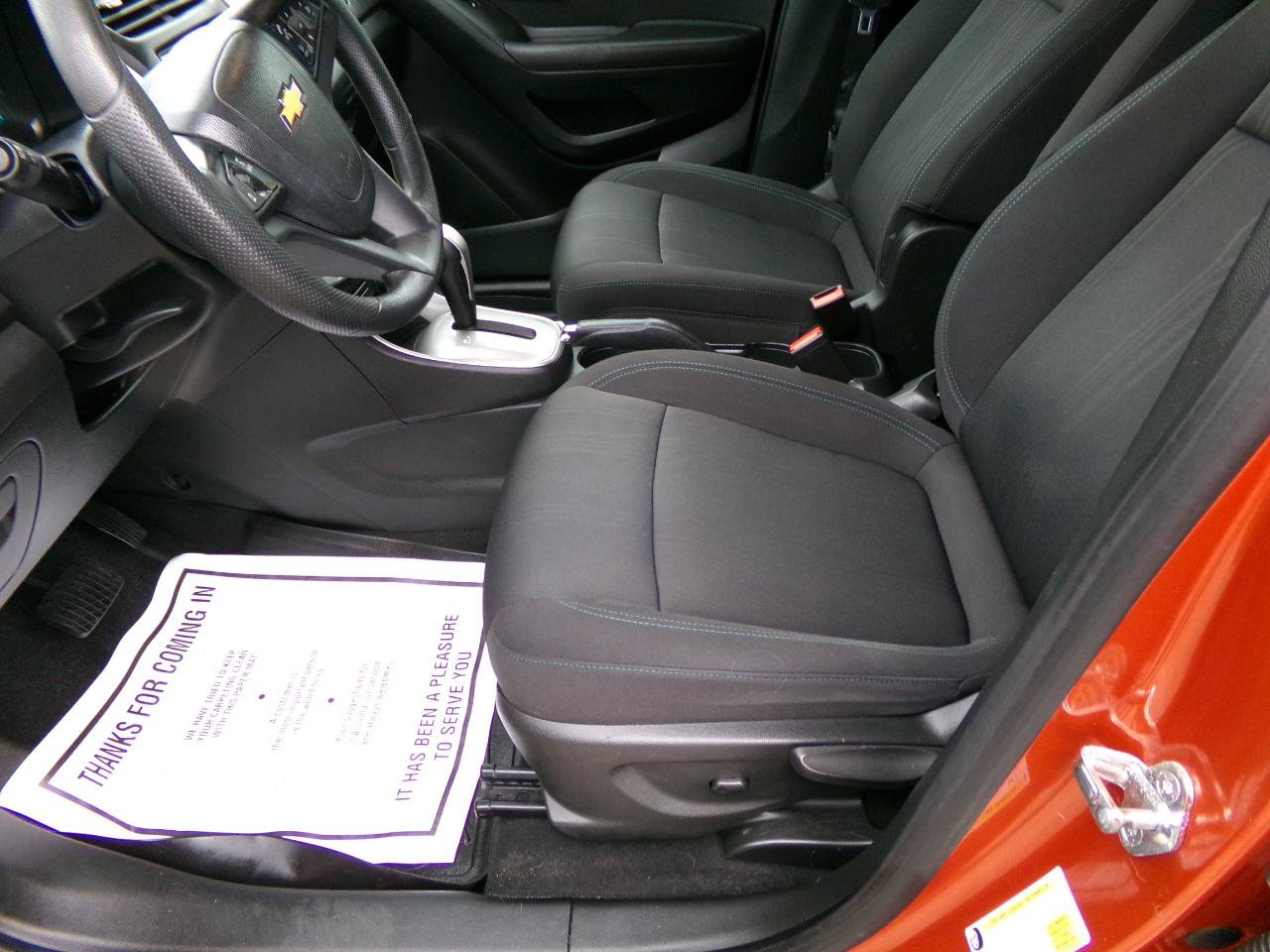 Used 2016 Chevrolet Trax LT w/ LT Sun and Sound Package AWD/4WD image 14
