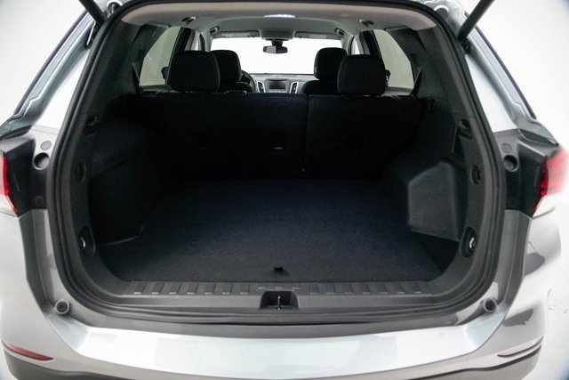 Used 2024 Chevrolet Equinox LT image 9