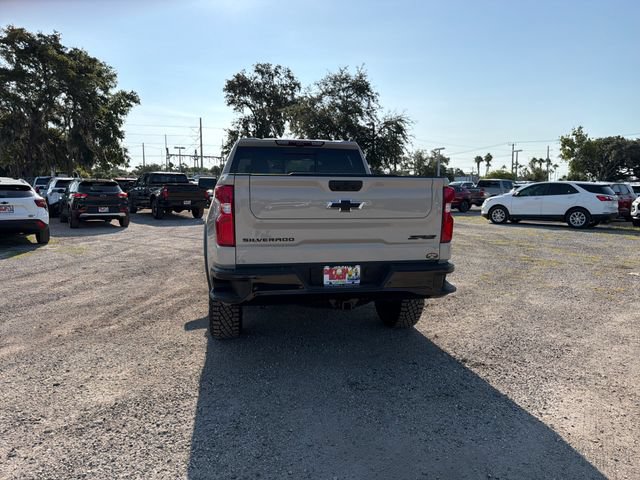 New 2026 Chevrolet Silverado 1500 ZR2 w/ LPO, Dark Essentials Package AWD/4WD image 10