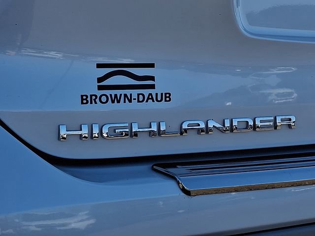 Used 2022 Toyota Highlander Platinum AWD/4WD image 31