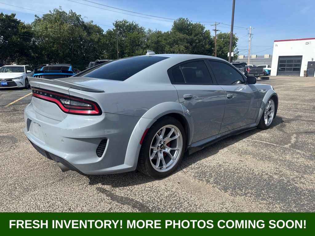 Used 2022 Dodge Charger R/T w/ Plus Group RWD image 2
