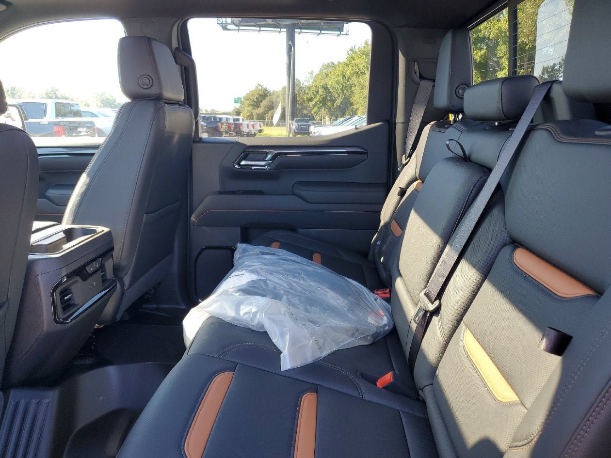 New 2026 GMC Sierra 1500 AT4 w/ AT4 Premium Package AWD/4WD image 12