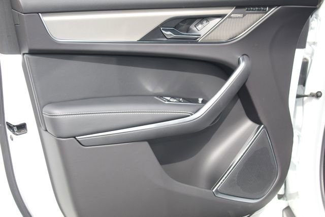 New 2026 Jaguar F-PACE R-Dynamic S image 21