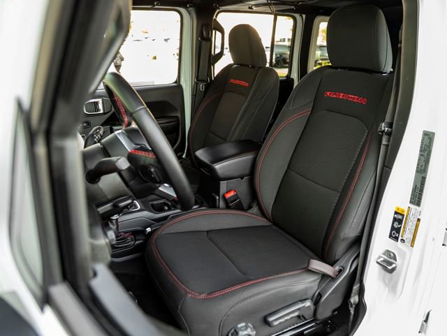 Used 2021 Jeep Wrangler Unlimited Rubicon AWD/4WD image 12