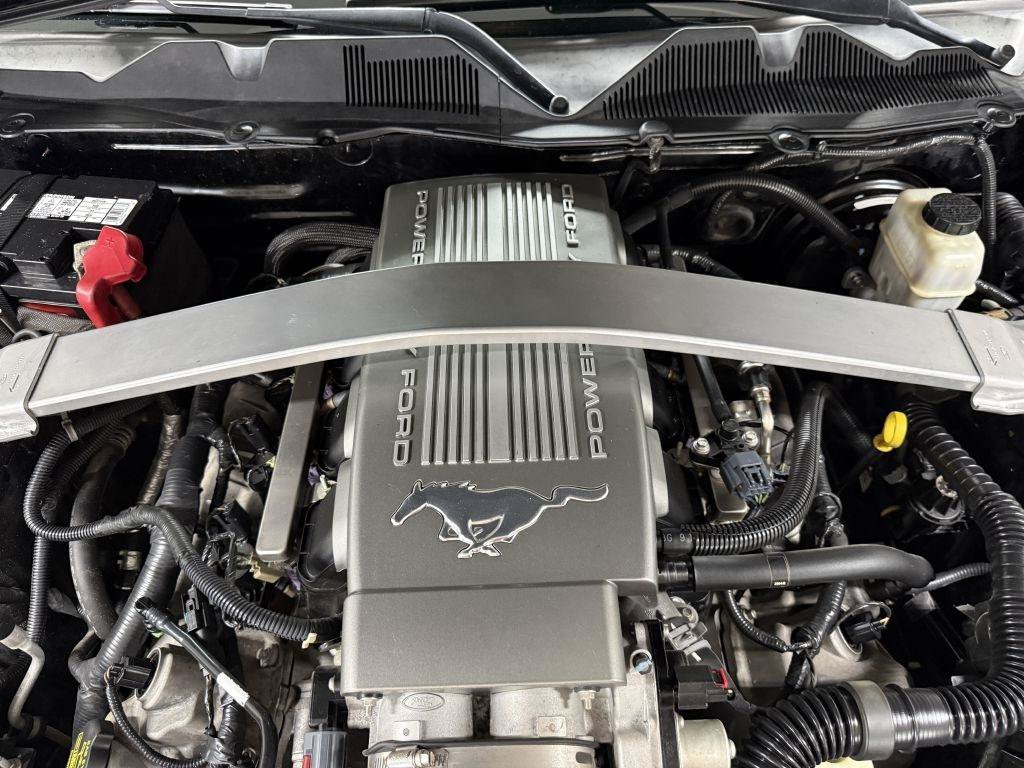 Used 2010 Ford Mustang GT RWD image 43