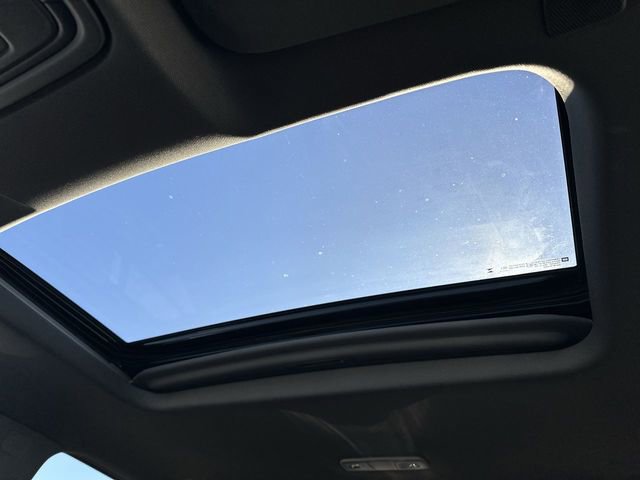 Used 2023 GMC Sierra 1500 SLT w/ SLT Premium Package image 19