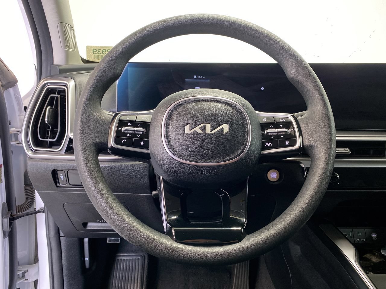 Certified 2025 Kia Sorento LX FWD image 21