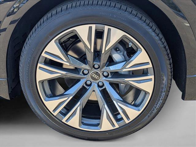 New 2026 Audi Q8 Premium Plus AWD/4WD image 9
