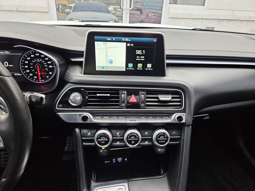 Used 2021 Genesis G70 3.3T image 15