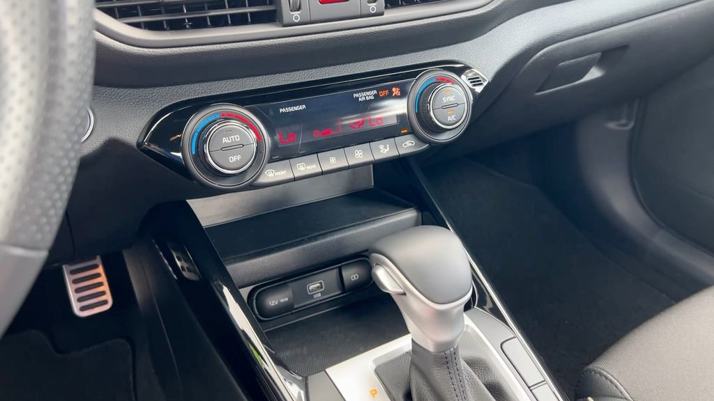 Used 2023 Kia Forte GT-Line image 30