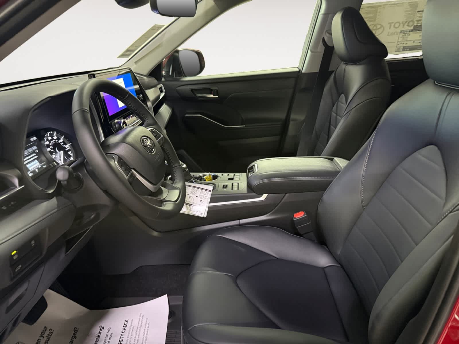 New 2026 Toyota Highlander XLE AWD/4WD image 11